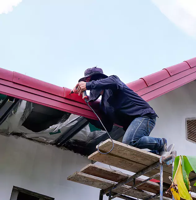 Expert Gutter and Roof Repair: Keeping Redmond Properties Dry and Protected
