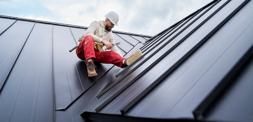 Professional Roof Valley Installation Services in Redmond, WA