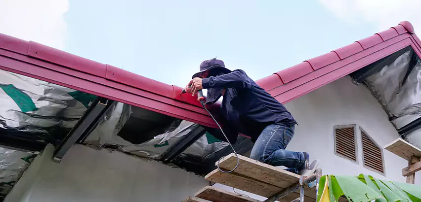 Rain Gutter Repair in Redmond