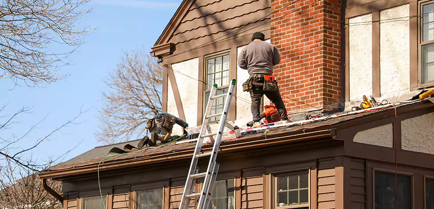 Roof Siding Trim Repair in Redmond