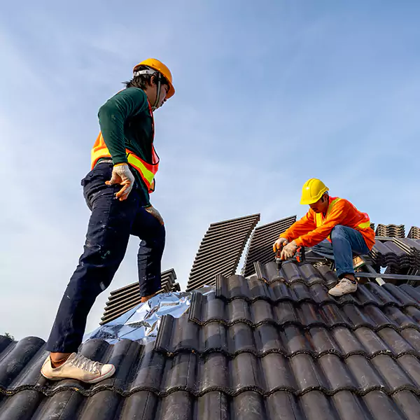 Why Redmond, WA Property Owners Trust Redmond Roofing Pro for Emergency Roof Repair?