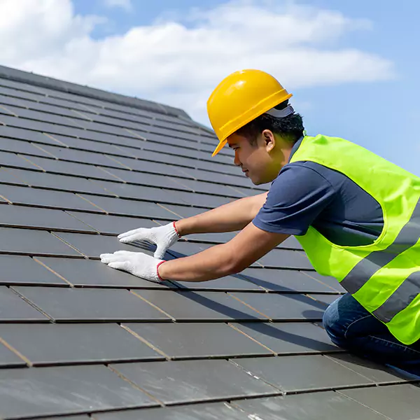 Why Redmond Homeowners Choose Redmond Roofing Pro for Standing Seam Metal Roofing Service?